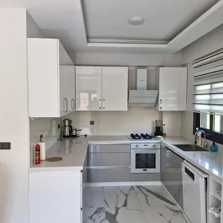 Latmos Bafa 2 With Large Garden And Pool Вилла *
